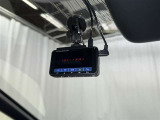 万が一のトラブルのときにも役に立つドライブレコーダーを装備しています。側面衝突や幅寄せ・割り込み対策に!