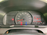 速度計を中心に、各種表示が運転席前方にまとまり、走行に必要な情報を確認しやすい配置です。メーター内の表示を目で追いやすく、日々の運転時に活用できます。