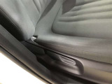 高さを調整できるシートで、運転する方の目線を調整できます!