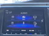 高精細なオーディオ画面で、お気に入りの音楽やラジオを楽しめます。操作性も高く、快適なドライブを演出します。