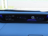 シンプルで視認性の良いメーター類です 。