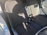 さすが低走行車です。前席シートもきれい♪