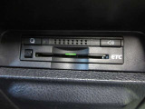スムーズにゲート通過でき、夜間・休日割引も適用されるETC。(音声案内付)