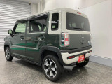 後席のシートアレンジが自由自在なのでアウトドアや車中泊にピッタリ♪