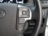レーンディパーチャーアラートを装備しております!車線または走路からの逸脱の可能性を警告、走路からの逸脱を避けるためのハンドル操作の一部を支援する機能です☆詳しくはスタッフにお尋ねください(^^♪