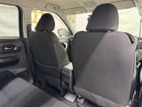 運転席後ろ側です。