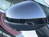 ウインカー付ドアミラーで周囲の方にお知らせできます。