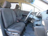 運転席の高さを変更できるので、体格に合わせた位置で運転できます!