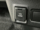【アクセサリーソケット】12Vの電源は使いやすい位置に装備!用途は様々、スマホの充電やドラレコの電源として役に立ちます♪