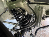 お車を安心してお乗りいただく為には、足回りの定期点検が欠かせません。サービスサポート(有償保証)では無料点検もご提供しており、安心のカーライフをお過ごしいただけるサポート体制が整っています。