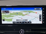 12.3インチワイドディスプレイを採用。情報を同時に表示できる3分割画面も可能。NissanConnect サービスの多様なコンテンツで、セレナと過ごす毎日に驚きと発見を提供します!