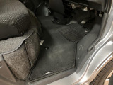 【カーペットマット】嬉しい純正カーペットマットつき!純正なのでフィット感が違いますよ☆清掃済みです♪