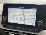 【日産メーカー純正のコネクト大画面ナビゲーション!】遠くへのお出かけする際の心強い味方です!自車位置の確認はもちろん、Bluetooth接続や機能も充実。大きな画面で各操作もしやすく安心です。