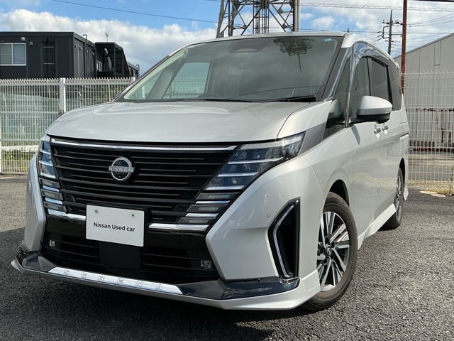 セレナ 1.4 e-POWER ルキシオン 