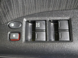 運転席のスイッチ類です。