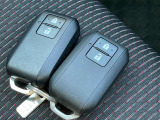 買取・販売は勿論、車検、整備、板金、保険等、車に関わる全ての業務を行っております♪当社でご購入のお客様とご家族(他社でご購入のお車でもOK)の方は、春・冬のタイヤ交換は無料で行っております♪