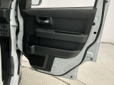 【内装クリーニング】内装ルームクリーニング済みです。しっかり綺麗にしていますので、是非、お確かめください。車に自信があるからこそ、是非一度ご来店頂き内外装も見てもらえると幸いです。