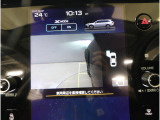 サイドビューカメラは、狭い道路での走行や左側への寄せに活躍。周囲の状況をしっかり確認でき、安全性を高める便利な機能です。