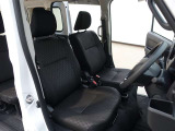 見通しのよいすっきりとした視界で、誰でも運転しやすいです。運転のしやすさは疲れにくさにも繋がりますよ♪