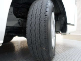 タイヤサイズは195/80R15となっております♪