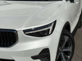 LEDヘッドランプは北欧神話にちなんだトールハンマーデザインを採用 デイライト機能付きのヘッドライトは新世代ボルボのアイコンです