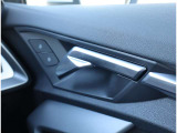 Audi正規ディーラーが高品質をお約束。高度な訓練・教育を受けたAudi専任メカニックが、100項目にもおよぶ精密な点検を実施。すべてクリアしたAudi車だけ、あなたのお手元に届けられるのです