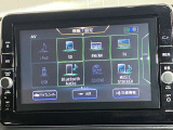 高性能で使いやすい日産純正ナビゲーションです。フルセグTVも鑑賞出来るしBluetooth機能付なのでお手持ちの携帯電話でハンドフリー通話も出来ます。