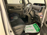 付属品(取扱説明書・記録簿・スペアキー等)の有無は車両ごとに異なります。お気軽にお問い合わせください。