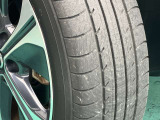 前のタイヤの状態です。