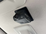日産純正ドライブレコーダーが付いております!運転中の録画を行ってくれますので、万が一のときに役に立ってくれますよ!