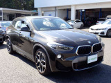 BMW在庫保有台数常時100台以上!ご来店の際はBMW本店(厚木市下荻野140-1)にご来店ください!弊社自慢の全天候型ショールーム!BMW在庫保有台数常時100台以上ございます!
