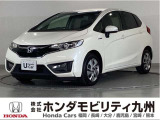 FIT3HV Lパッケージです。LEDヘッドライトやオートエアコン等、質感を高める装備にプラスして、あんしんパッケージやオートリトラミラー等を装備した上級グレードです。