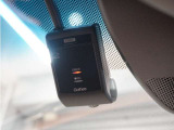 ◆ドライブレコーダー◆映像・音声などを記録する自動車用の装置です。 もしもの事故の際の記録はもちろん、旅行の際の思い出としてドライブの映像を楽しむことができます。