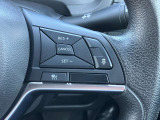 ステアリングスイッチが付いているので、運転中でも音量調整やチャンネル変更がスムーズにできちゃいます♪