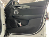 ◆LIBERALAは、輸入車選びの新たなスタイルを提案するインポート・セレクト・ブランドです。オーナー様となる方がクルマから直接感じる感性を第一にした、最良の一台との出会いをコーディネートいたします。