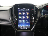 11.6インチの縦型ディスプレイに、ナビゲーション機能をはじめ、エンターテインメント、車両情報、エアコン操作、各種設定などを集約。タブレットのような感覚で、直感的に操作できます。