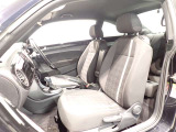 清潔で広々した座席です!是非、現車を見て体感してみてください。