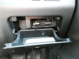 ここにETCが付いております。高速道路の料金所もスイスイ♪ ETCカードの申し込みは日産カードがおすすめ☆「安心」「おトク」「便利」で皆さまのカーライフをサポートする特典満載のカードです。