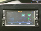 お気に入りの音楽をクリアな音質で。CDやBluetooth接続など、多様なソースに対応し、ドライブをより楽しく演出します。