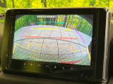 【バックカメラ】駐車時に後方がリアルタイム映像で確認できます。大型商業施設や立体駐車場での駐車時や、夜間のバック時に大活躍!運転スキルに関わらず、今や必須となった装備のひとつです!