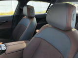 車両の詳細、ご質問につきましては、営業スタッフまでお気軽にご連絡下さいませ。遠方のお客様には実車の詳細動画送信も承ります。お問合せをお待ち致しております。
