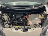 エンジンルームも専門のスタッフが清掃しており、プロメカニックがしっかりと整備してお渡し致します。