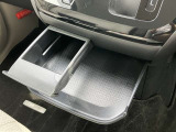 とても使いやすい位置にドリンクホルダーを設置しております!