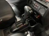 ハイゼットトラックジャンボのお買得車が入庫しました!1年間走行距離無制限保証付き!CVT車です!AM・FMチューナー、ETC、LEDヘッドライト・フォグランプ、スマートアシストなど装備の1台です!!