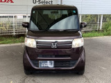 お客様に安全で快適なカーライフをお送りいただくために、中古車にも高いレベルの品質基準を設け、その基準に従って、全ての中古車について納車前整備を実施しています。