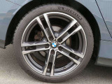 ◆ローンリース等ファイナンス商品、BMW専用自動車保険、BMWカード、コーティング、板金塗装、ドライブレコーダーなど社外品の取扱もございます。お車に関することは全てバルコムにお任せ下さい◆