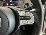 【アダプティブ・クルーズ・コントロール】予め設定した車速内でクルマが自動的に加減速。 前走車との適切な車間距離を維持しながら追従走行し、高速道路でのドライバーの疲労を軽減してくれる嬉しい機能付♪
