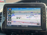 多機能ナビゲーションがあなたをしっかり目的地までサポートします。スマホのナビとは自車位置精度が違います。純正ナビなら保証も対象で安心です。