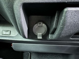 シガーソケット用の充電器が使用可能です!