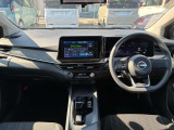 視界も広くゆったりとしているので、どなたでも運転しやすい車になっています!.